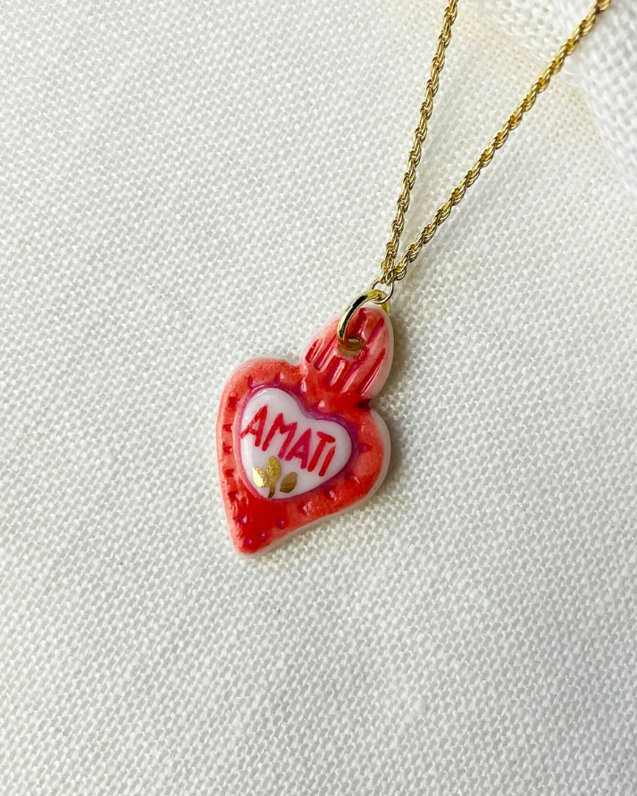 Collana Torchon Cuore Sacro in Porcellana