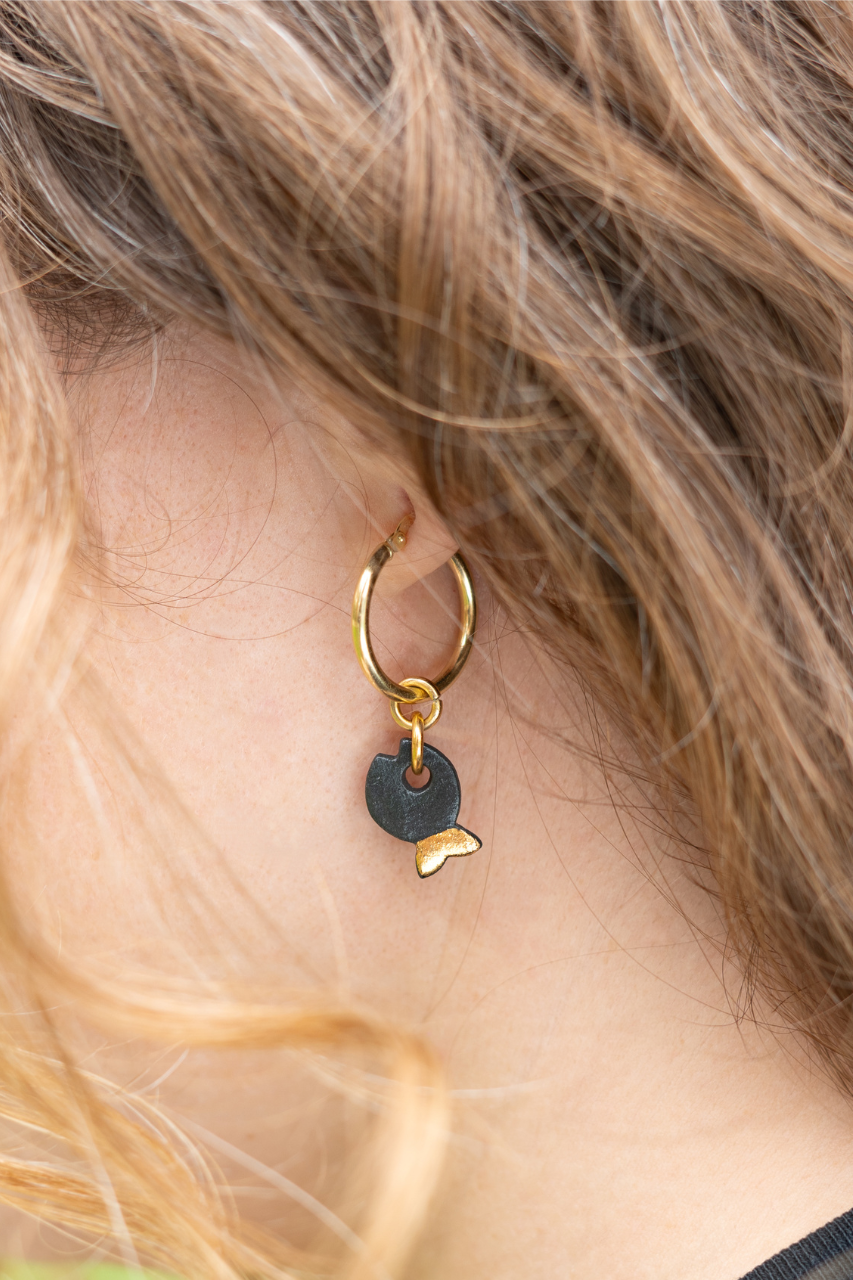 Charms - Porcellana Pesce Nero coda Oro
