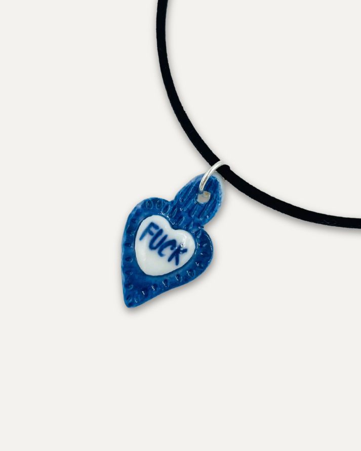 Collana Choker Cuore Rebel in Porcellana