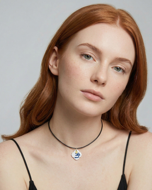 Charm - Fiore di Loto Om Blu ciondolo in Porcellana