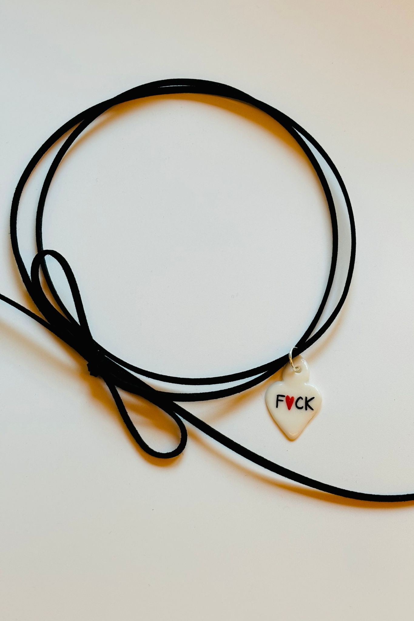 Collana Choker Cuore Rebel in Porcellana