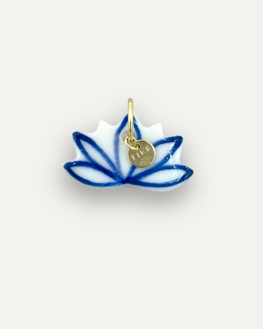 Charm - Fiore di Loto Blu ciondolo in Porcellana